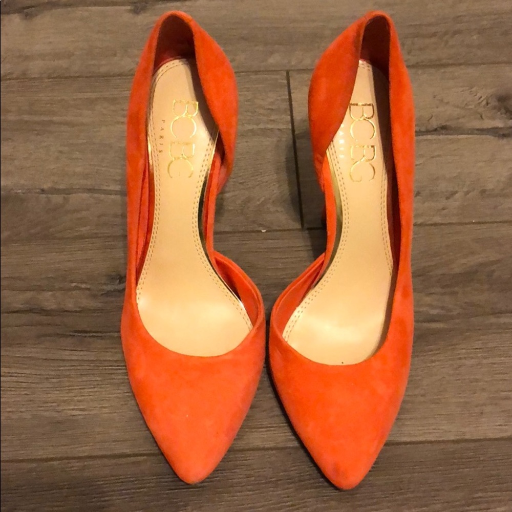 BCBG Orange Pumps